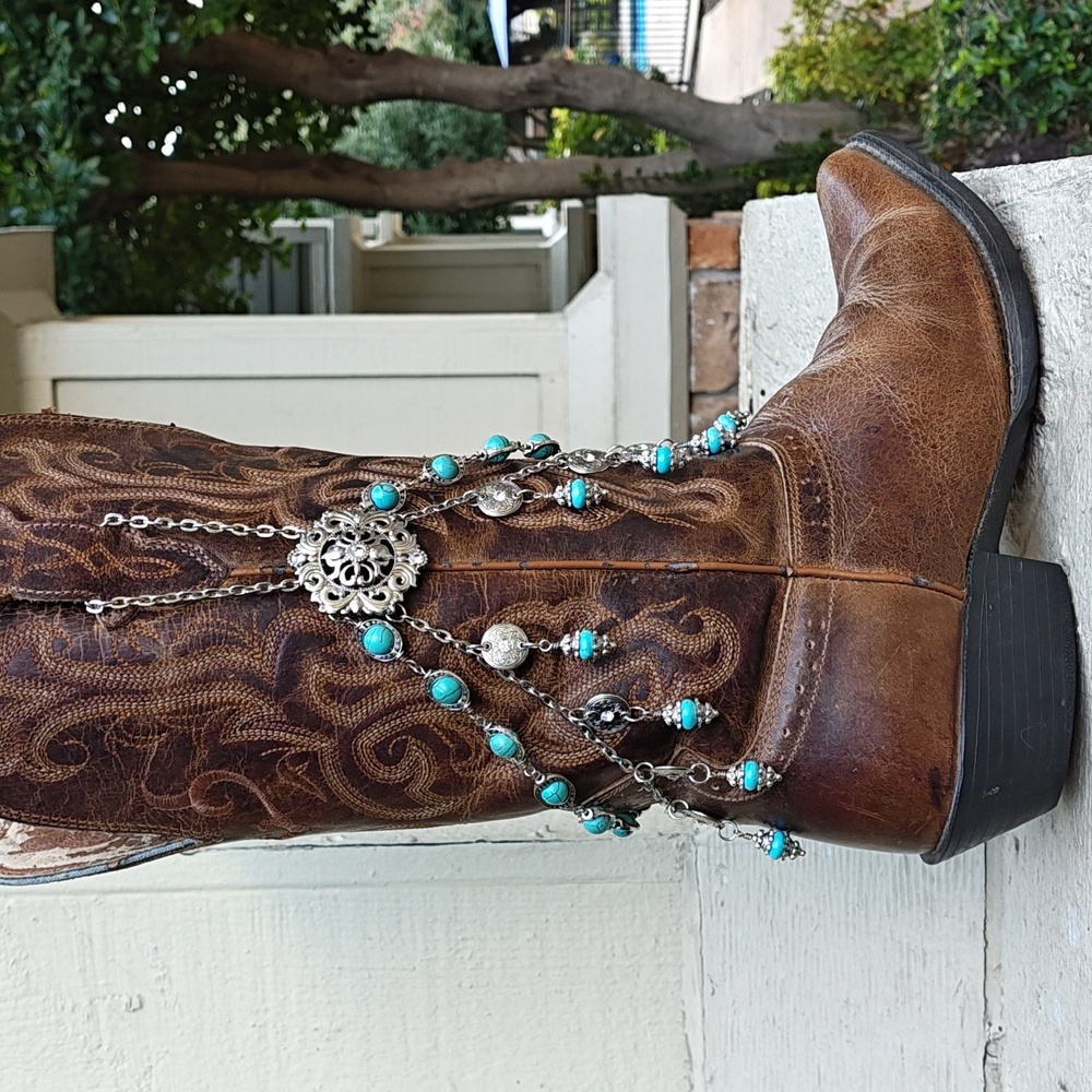 One Of A Kind Turquoise Silver And Rhinestone Jewelry Boot Bracelet Boot Chain - Picture 2 of 6